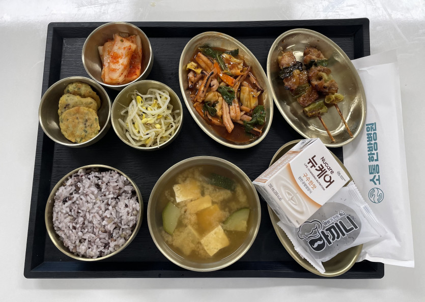 fea71fc27f2de84be5c569f2b812d1fe_1760149283_6837.jpg